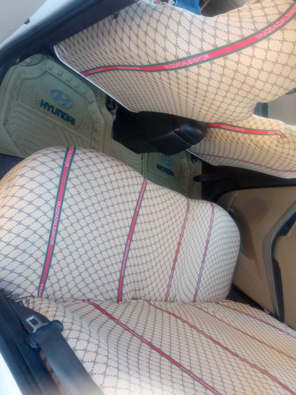 السلام عليكم النترا موديل 14 خليجي بيه تبديل جاملغ الايسر فقط شركه
وبارد قليل بالجه الثانيه مكينه كير تبريد صحه جيده السعر 120 وبيه مجال قليل للشراي 
***********0 المكان النجف قظاء المناذره
