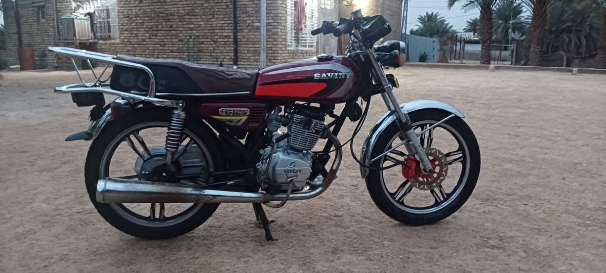 سلام عليكم للبيع دراجة خمسة كير كلك مكفولة موديل 2023 محرك ما مفتوح مكفول السعر 550 وبيه مجال العنوان الكوفه للاستفسار الاتصال على الرقم ***********
