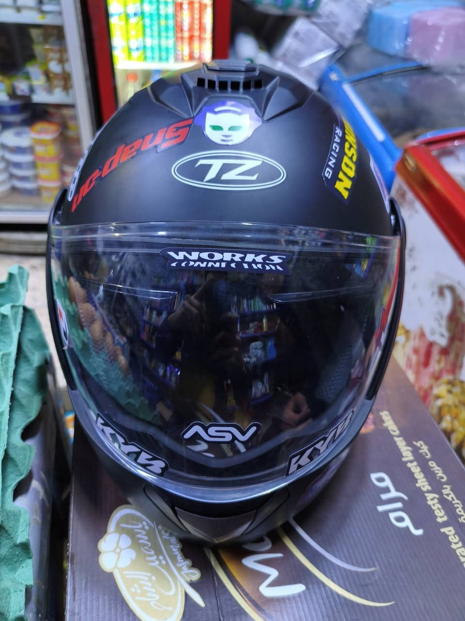 سلام عليكم خوذة فج قلاب  للبيع السعر 40 الف المكان بغداد مدينة الصدر  للتواصل ***********
