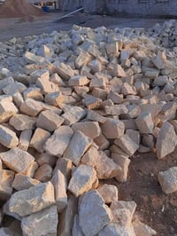 حجر بناء • جباب • للبيع