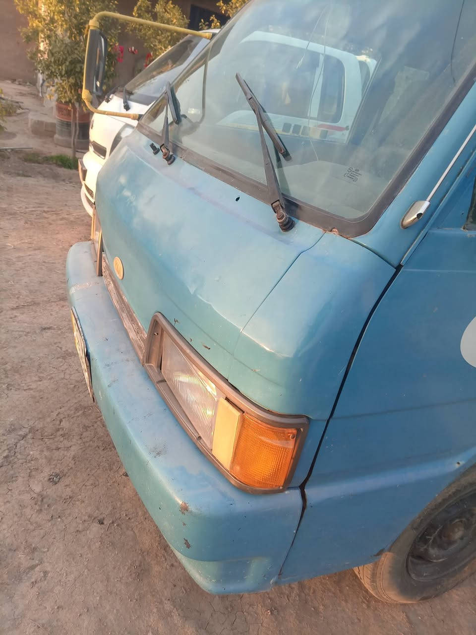 سلام عليكم ورحمة الله وبركاته مساء الخير سياره بنكو ٩٤ رقم بغداد سياره خير من الله  رقم الهاتف ***********
