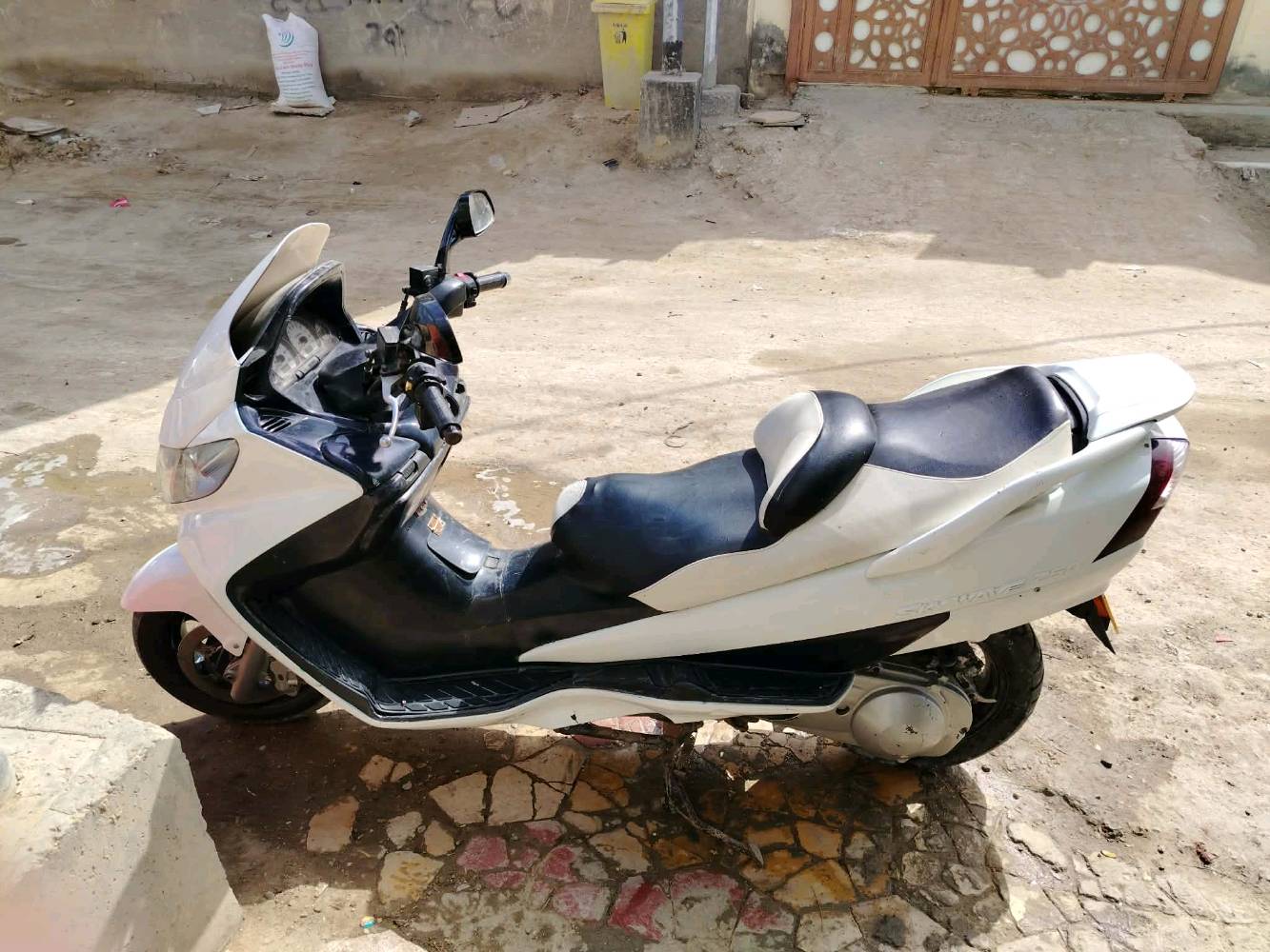 الديوانية ال شافعيه قرب السايدن 
