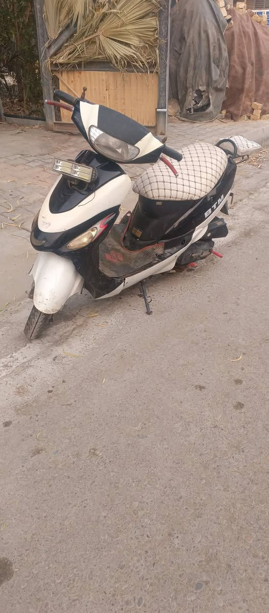 دراجة ماكس منغولي سرعة 80
دراجة ماتشتغل عطلانة ابيعه كوم حديد 125الف بيه مجال
هاذ الرقم ***********
