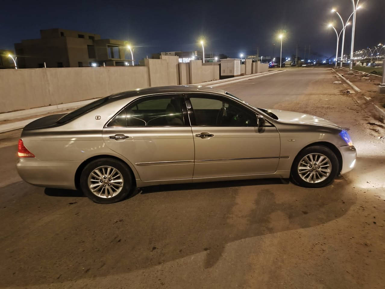 اللهم صل على محمد وال محمد
شاهينة دخول جديد السعر38
وبيها مجال للطيبين جاهزة 
من كلشي بدون اي نقص 
شرط ترايك 180 وياها
رقم وسنوية بصرة علمآ
واليريد مقطع فيديو الها
يراسلني واتساب وادزلة
السيارة ادوات مگصوصة
بيع مراوس حسب الموجود
العنوان البصرة التنومة 
***********
