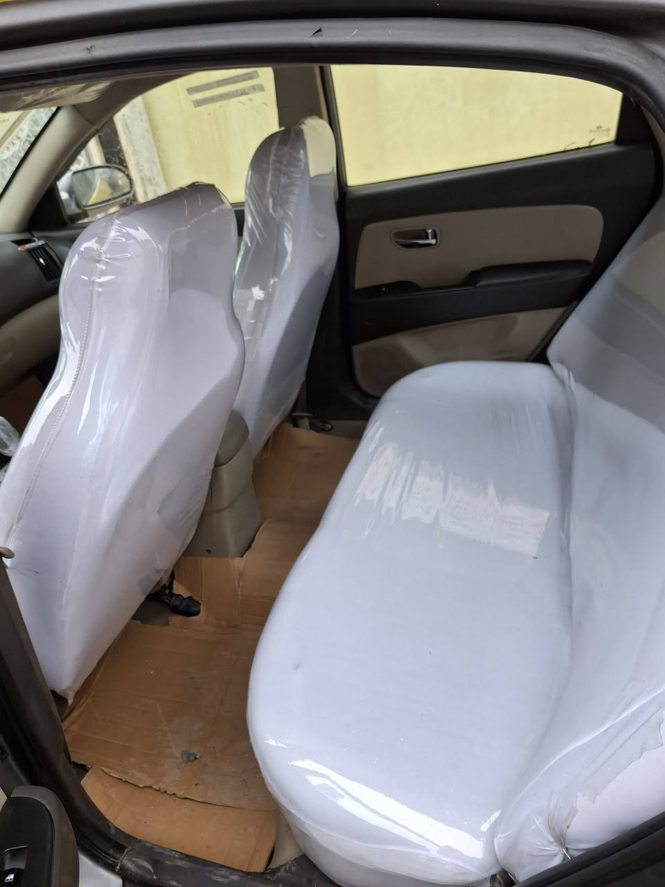 السلام عليكم
النترا ٢٠١١ نظافه فول شرط كير مكينه تبريد تدفئه كلها شرط سياره مال جناي ماتصرف كلشي عليها بأسمي... شرط تحويل وكاله ماسوي رقم نينوى مكان سياره حي التحرير ..سعر ١٣٥$بيها مجال بسيط 
***********
