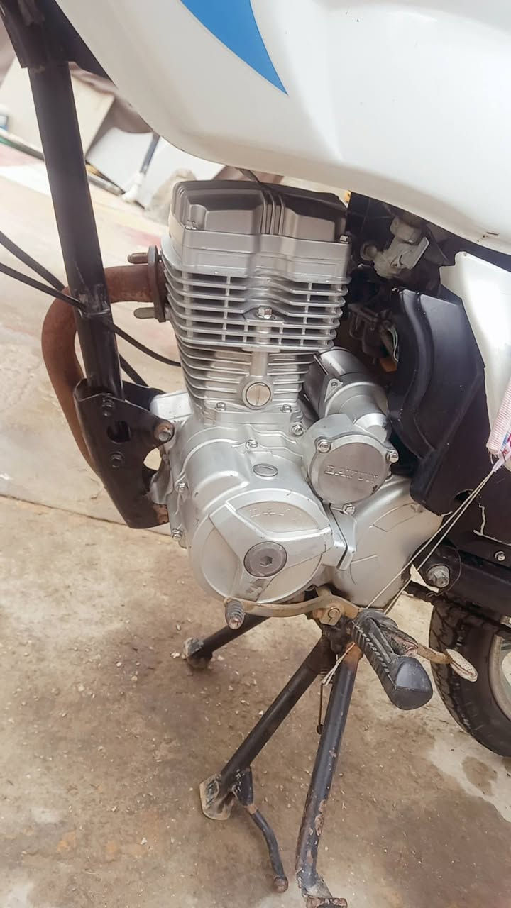 السلام عليكم 
دايوان اسكنر الداجه مكفوله اسوي مكاتبه باسمي 
شغاله كله ١٩ طالعه ب ٢٠ ممفتوحه بابل عوفي 675
***********
