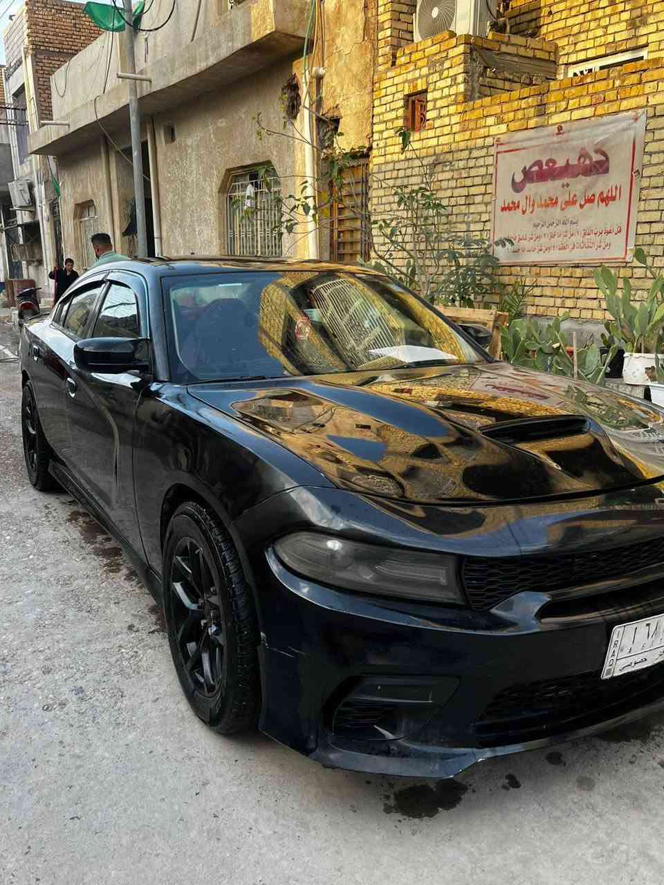 السلام عليكم دوج جارجر ٢٠١٥
بوليسي كير محرك جدد حداده حلوه طخم تاير وطخم ويل بالكارتون
بيه جاملغ وبنيد وقطعه كلير
رقم ذي قار تحويل ثاني يوم مراوس صفره  او خصوصي
***********

