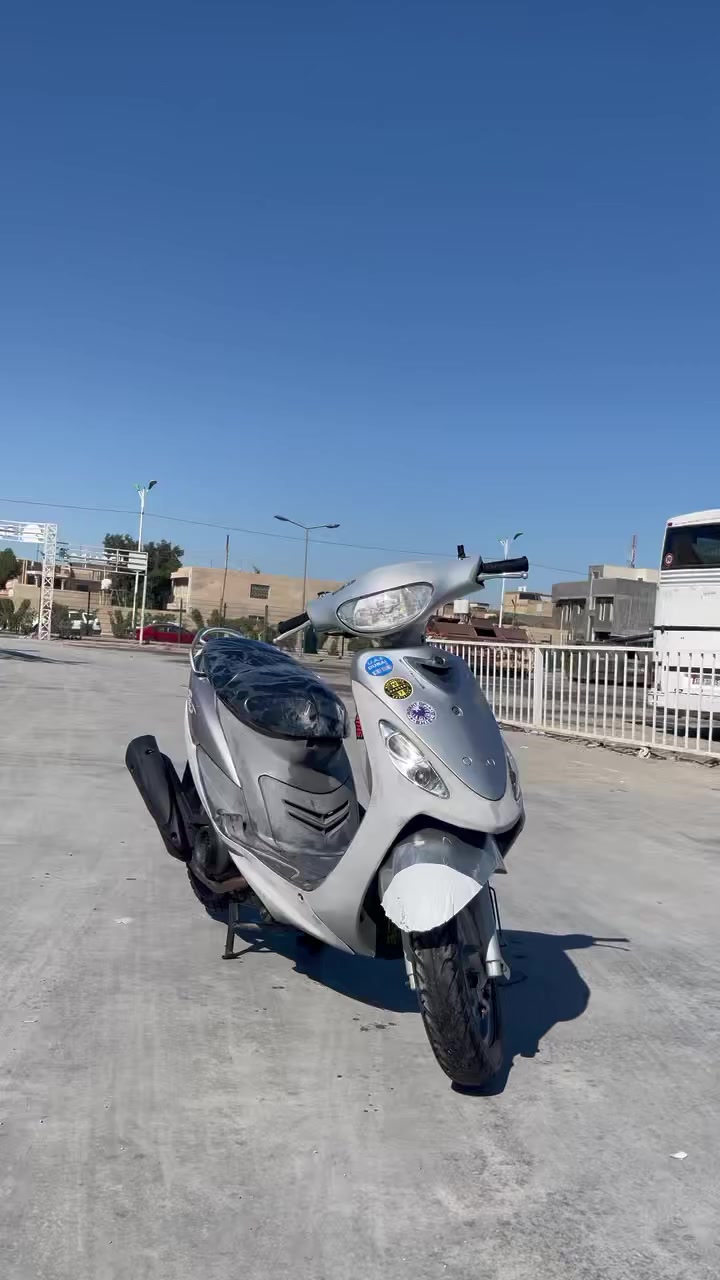 ماكس منغولي دراجه نضيف  
كفرات دراجه اصلي ختم واحد
 مكينه مامفتوحه دراجه جديد 
سعر 800  
***********
