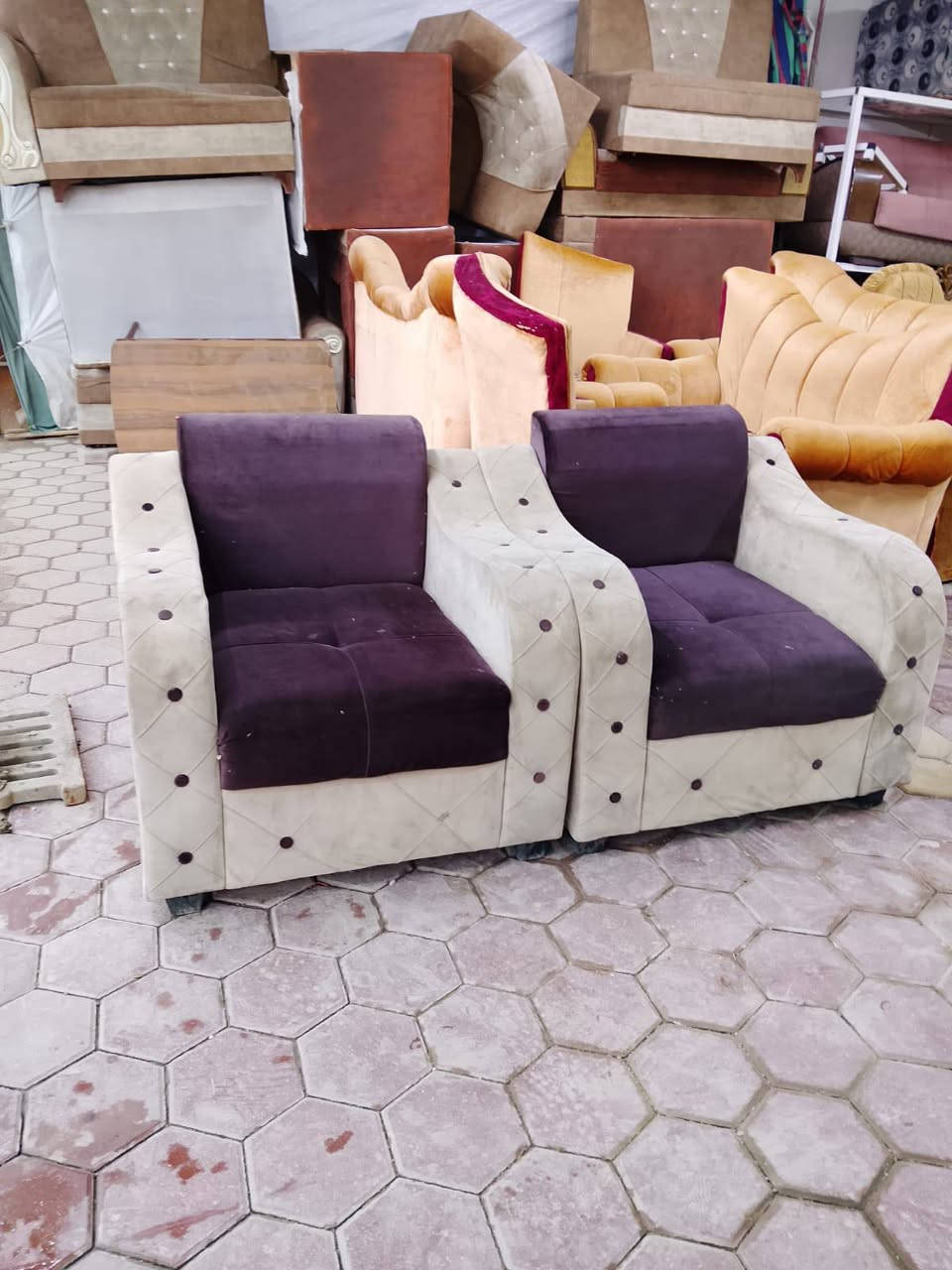 تخم سبع مقاعد مستعمل نضيف السعر قفل 🔒 150 🔒 ألف العنوان العزيزيه منطقة باب الحاره *********** يوجد واتساب وماسنجر وتوصيل بل الاجره الصويرة, واسط
