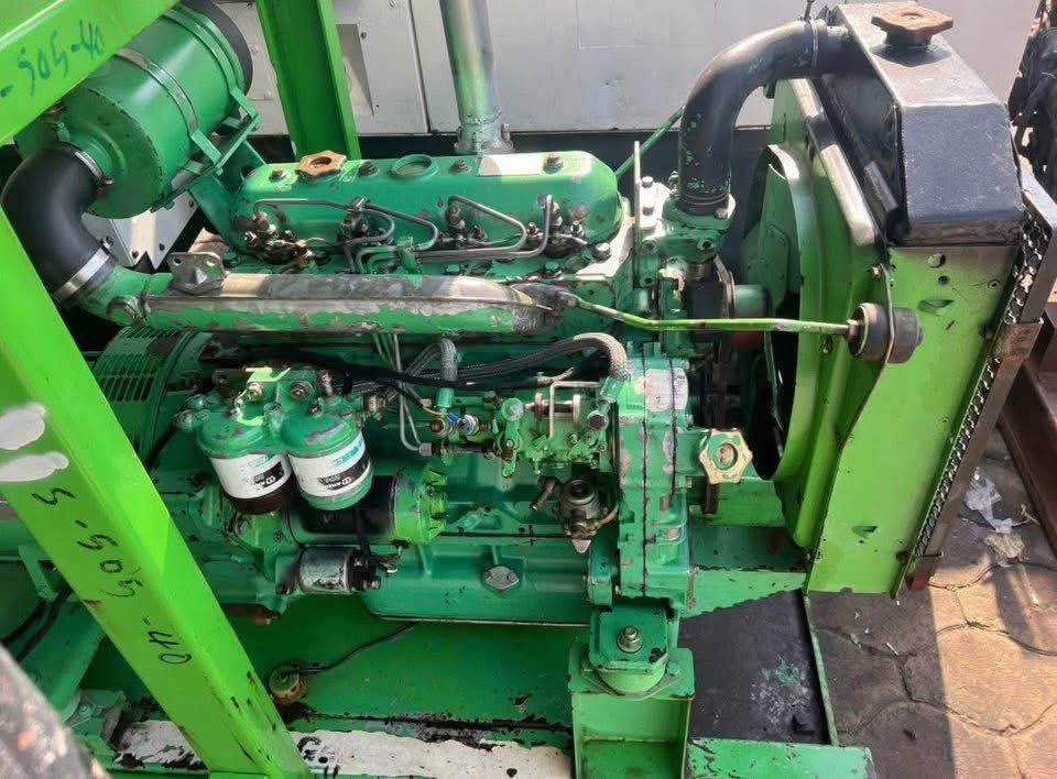 نوع المحرك: فيات ايطالي المحرك 4بستم

القدره:44KVA : 

مع سسستم بروتكشن كامل للحمايه ونظام اوتو Ato

المولد شرط الحمل  

للاستفسار 

***********

***********
