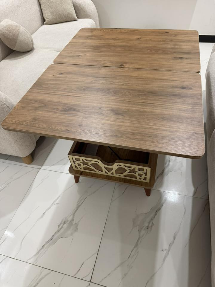 اثاث مستعمل كلش نظيف
ميز صيافة وطعام بنفس الوقت 
مبردة
قنفة نفرين
بين باغ (مخدة جلوس كبيرة)
 !!!!!!!بسعر جيد جدا !!!!!!!
***********
موجودين ببغداد المنصور
