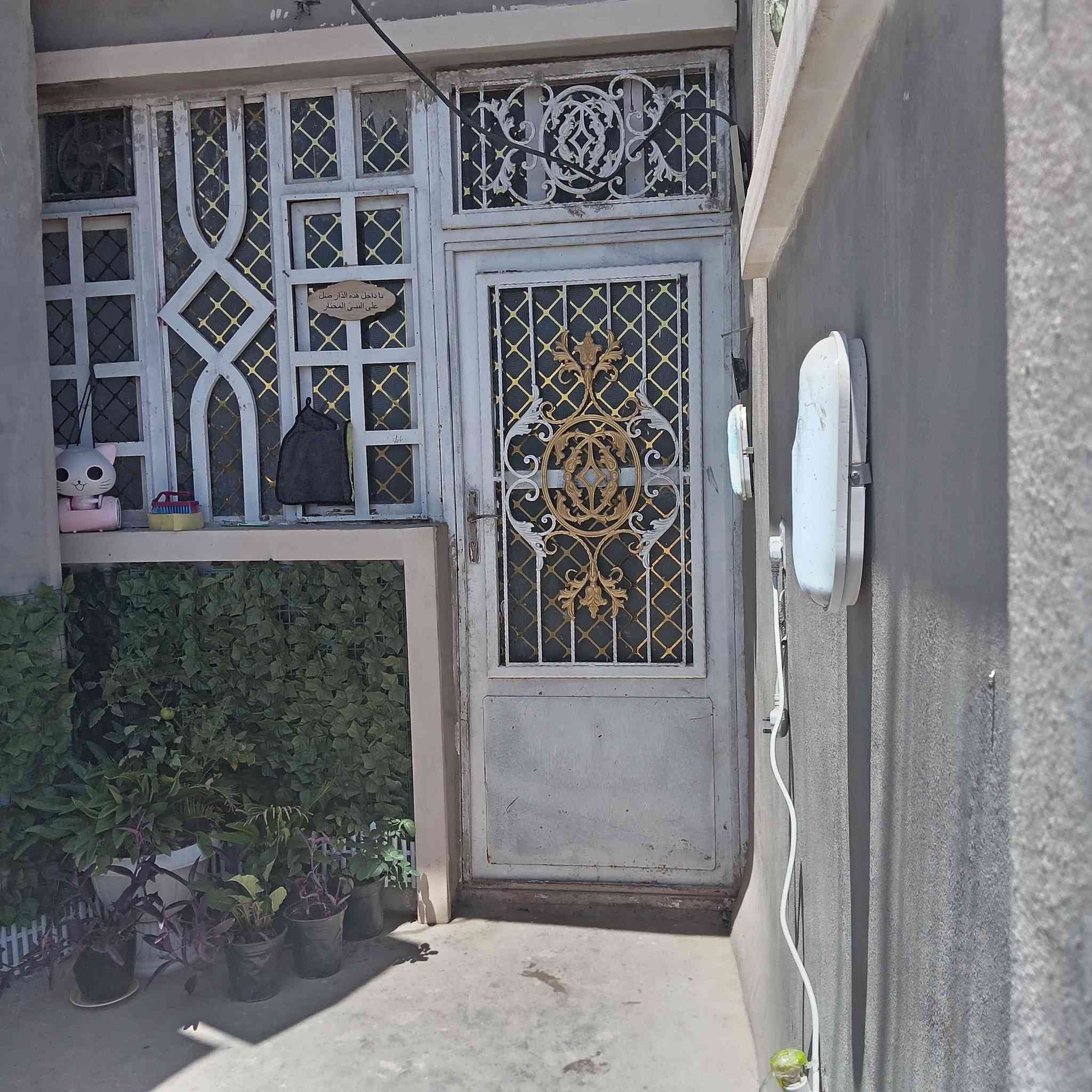 سلام عليكم
دار للييع مساحه 115 واجهيه 7
نزال 16
بشارع ابو ايوب
السعر 70 وبي مجال
رقم ***********
رقم***********
