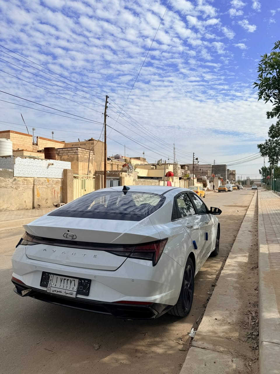 للبيع افانتي ٢٠٢١ رقم قادسيه معوقين فول  عدا الفتحه وكاله مضمونه. مكانها ديوانيه السياره حيل جديده للاستفسار متواجد خاص او الاتصال على الرقم *********** _ السعر ١٣٥ وبيها مجال
