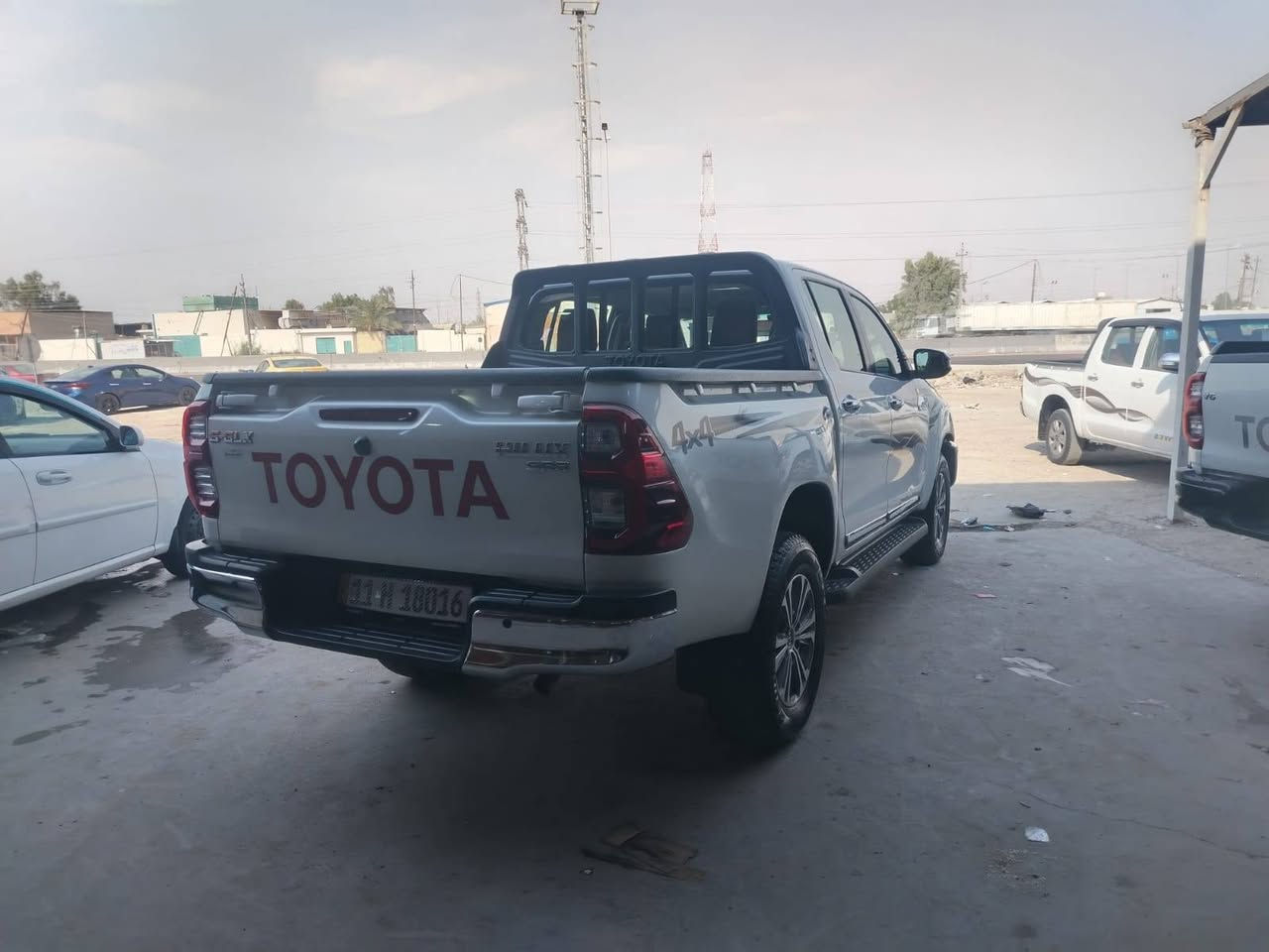 البيع هايلوكس سعودي 2022 مكفولة سبير مانازل ماشيه 115 الف سعره 305 وبيها مجال 
رقم *********** /***********
