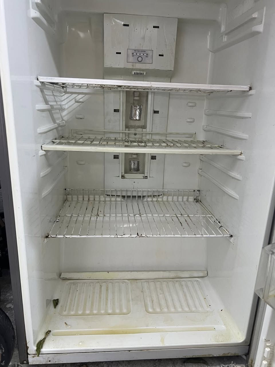 تلاجه للبيع المستعجل اجمد الاستفسار***********
