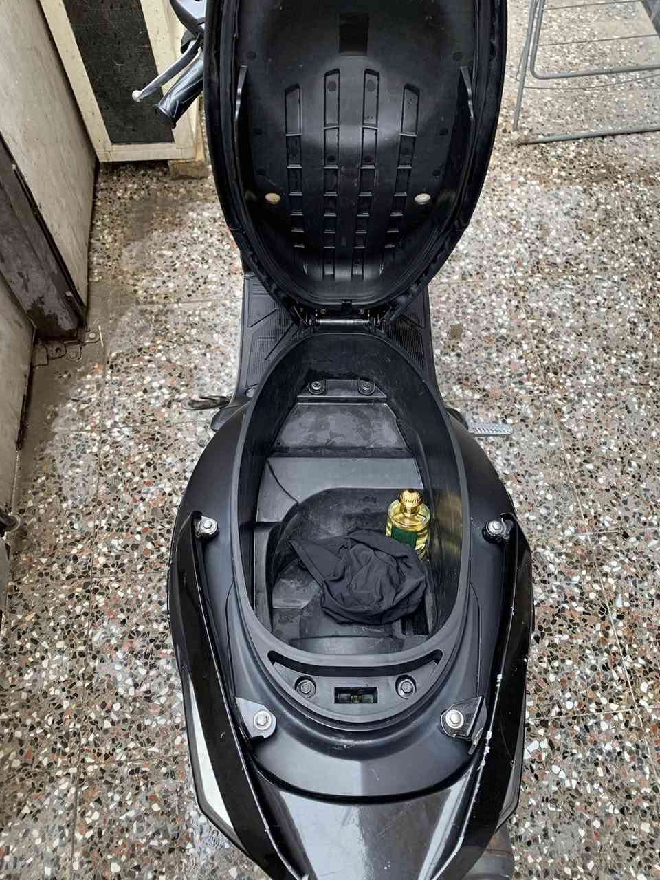 السلام وعليكم دراجه سكنس لد صار له 15 يوم من نازله من رمبه دراجه مكفوله كفاله عامه اي نقص مابيه نكره سلف وين ما يعجبك كلجات رياضي شلعه ومعدل تآكل كاع ماشيه 14 الف عنواني بغداد سعره خاص بيع مستعجل رقمي *********** وتساب
