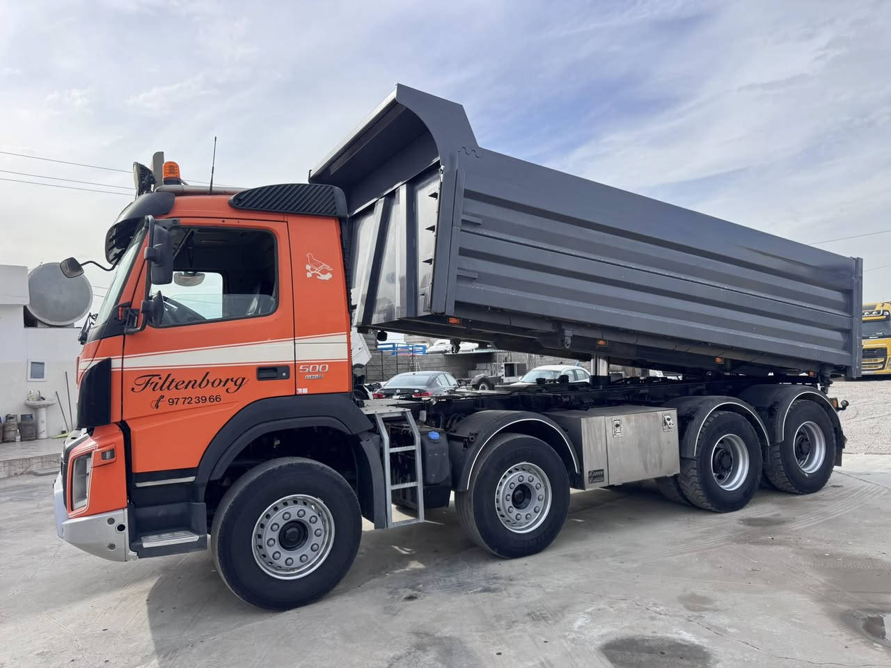 للبيع فالفو قلاب عقرب موديل 2018

كاتي ممرقم

حجم محرك // 500

گير اوتوماتيك 

ماشيه // 608 الف

بودي بلادي 

ذرعة البودي // 18 متر

موجود في معرض توانا حاجي عدنان و ابو يوسف 

عنوان كركوك  شارع مطار مقابل جسر حزيران 

للاستفسار 

***********
***********
