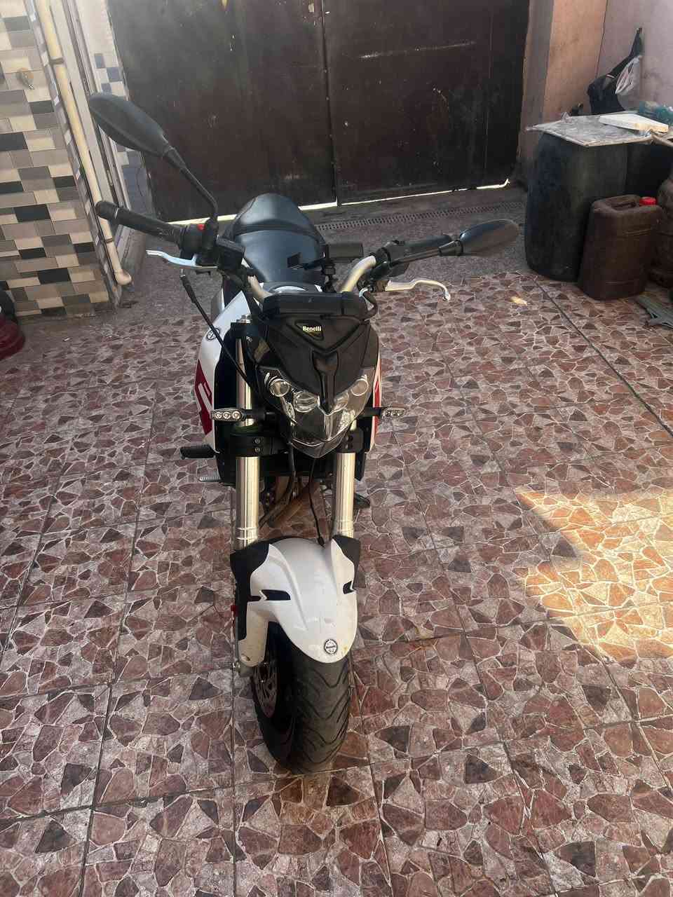 سلام عليكم أصدقائي❤️
بنلي للبيع اخت الزيرو  ماشيه15000 رقم سنويه تحويل  شراء يجي خاص ويدلل تحياتي للجميع مكاني بغداد البلديات تحويل ثاني يوم سعر خاص
***********تواصل واتساب
