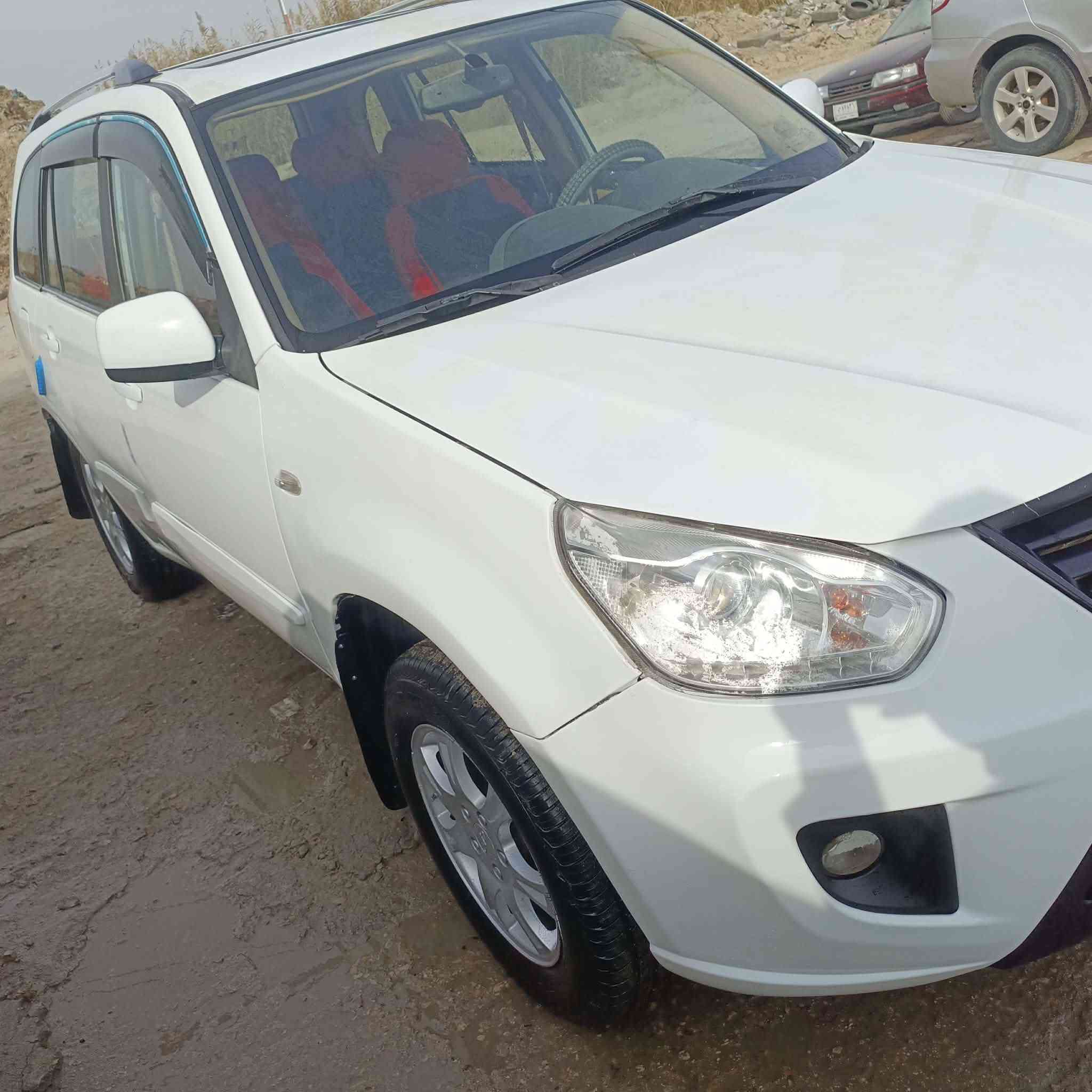 للبيع تيكو موديل 13 رقم قادسيه سياره موجوده ببغداد الشعب سياره نظيفه وحلوه معمره 52 وبيها مجال ***********
