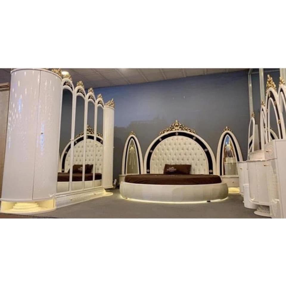 غرفة نوم تركي شيخ زادة اعادة نشر بسبب الوعود الكاذبة
غرفة نوم فريدة من نوعها سعرها بالجديد اكثر من 3 ملايين 
غرفة شيخ زادة مستعملة بسعر 650 الف وصور الاضرار الخفيفة موجودة بالمنشور 
اترجاكم لحد يكلي يوم ويومين وانتظرني تريدها تعال افتحها واخذها 
لان مستعجل ع البيع ارد انتقل 
العنوان البصرة صالحية 
***********
