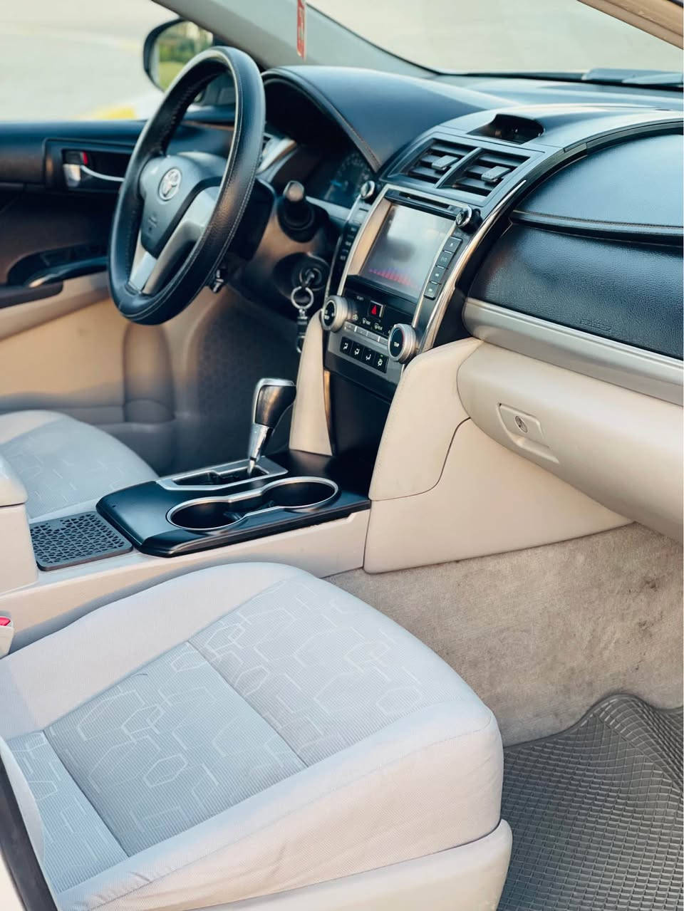 ***********
ماشااللە
تۆیۆیۆتا:-کامری
مۆدێل:-٢٠١٥
مواسەفات:-خلیجی
مواسەفات:-SE
سفری شەریکە
ناو :-ڕەساسی
حاسە
بلاجکتۆر
ئاوێنەی ئیشارەت
دەبڵ:-گێڕ
شاشە و کامێرا

مەکینەی نەکراوەتە 

دوکەڵ و بوخار و سەوتی دیجیتاڵ بە شەرت

گێر مەکینە بە شەرت

سەنەویو ژینگە و ڕەقەم و هەزەی تازەیە 
سەیارەکە وەک شەریکە ماوەتە 

هەمو گیانی بەشەرت 

*********** السليمانية, العراق
