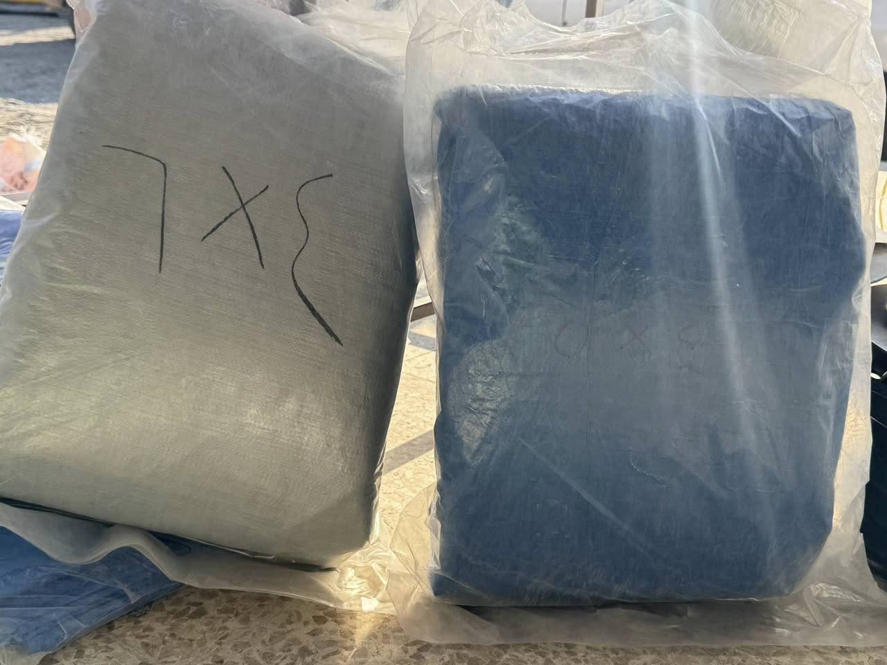 استيرادنا الخاص...

جادر مطري صنع في تركيا 🇹🇷  
الثخن 180 غرام لكل متر مربع
الجودة والمتانة والمصداقية
-مضاد للأشعة فوق البنفسجية لاحتوائه مادة UV
-مقاوم لدرجات الحرارة والبرودة العالية .🔥
-مصنوع من مادة عالية الكثافة .
- متين للغاية ،لا يتلف بسهولة ولا يتلاشى اللون بسهولة .

📍متوفر كافة القياسات والاحجام 
📍السعر للمتر المربع 1250 فقط😍
فصال مع الخياطة كامل
ومتوفر بالألوان 
الابيض والرصاصي
كل ما عليك ان ترسل القياس : الطول×العرض 
 
للاستفسار مراسلة الصفحة 
هاتف ☎️*********** ☎️
واتساب 📱***********📱
تتوفر خدمة توصيل
 الموصل 4 الاف
ولجميع المحافظات 6 الاف
#Mosul #baghdad #albasra #erbil #duhok #
