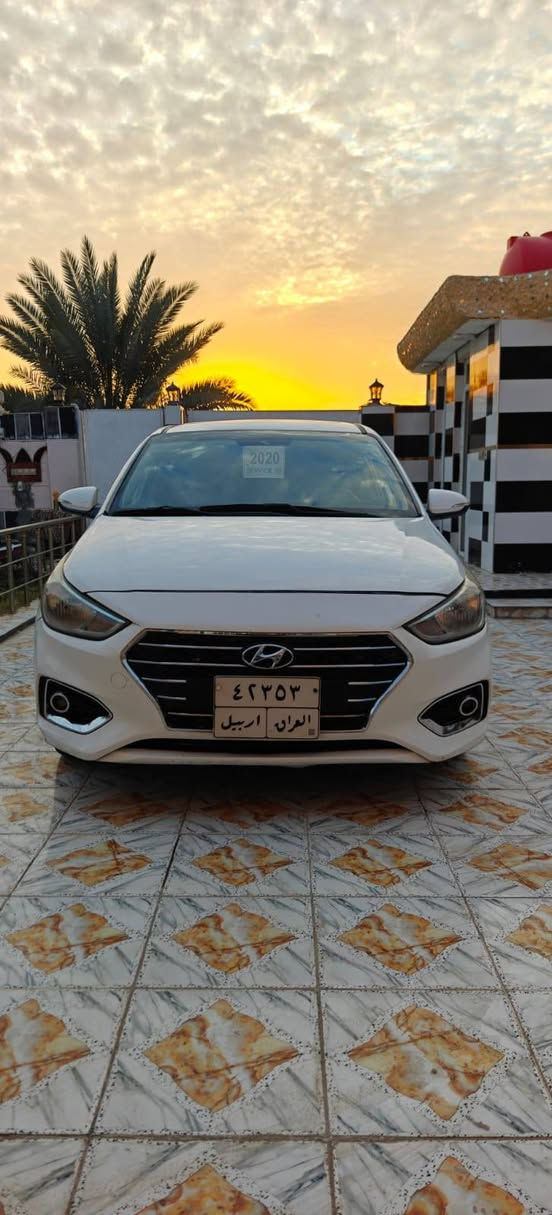 اكسنت 2020خليجي فول موصفات رقم اربيل مكينه كير حداديه تبريد كله بشرط سياره بها ضربه جاملغ خلفي صفحه السايق او بابين سياره بها مكانات صبغ يعني غير مكفوله من الصبغ سياره جاهزه 
 وعندي فيديو مصور للسياره  تشوف كل شيء بيها 
السعر 88هاتف ***********واتساب***********
