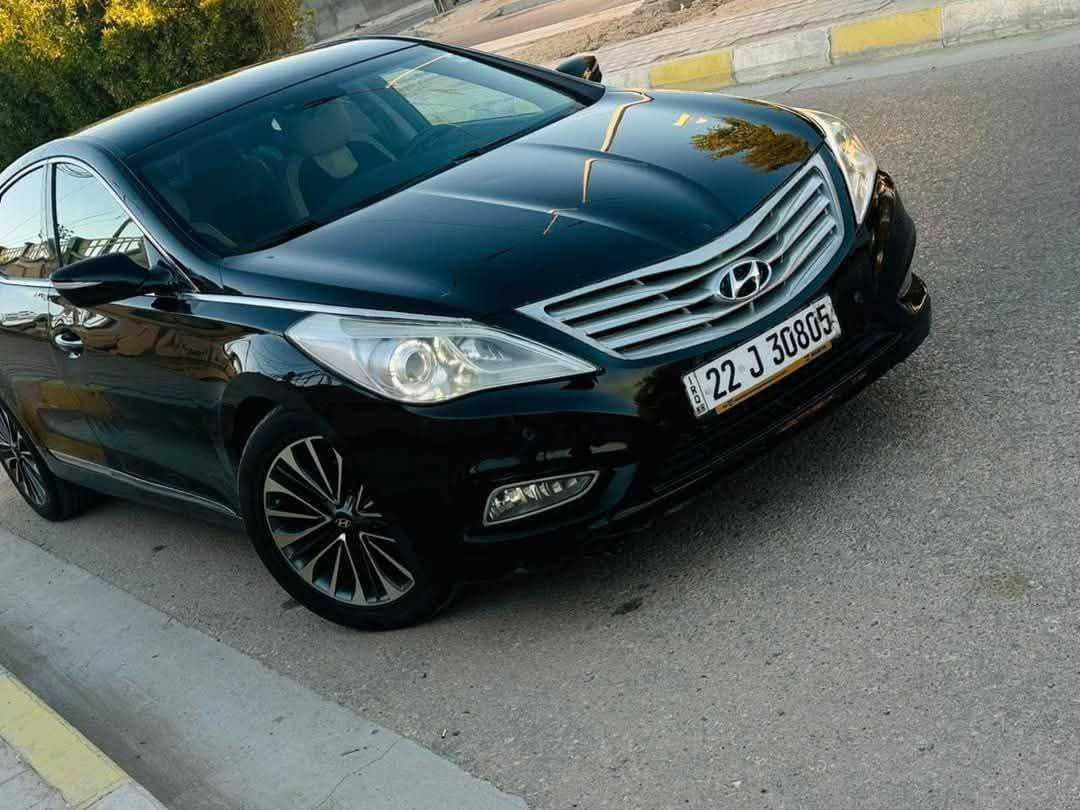 ازيرا 2013 خليجي رقم اربيل شرط الوكاله او التحويل
مكينه 6 سلندر دوش
كشنات جلد كهرباء
بردات جانبية والخلفيه كهرباء
قطعتين تبريد
اشاير بالمري ومري شفط
لدات واشاير ترحيب

سونارها موضح بالصور 

مكانها  كربلاء *********** سعر 115
