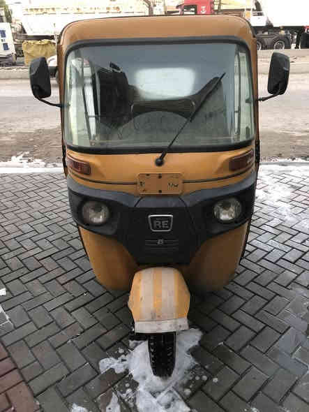 سلام عليك تكتك البيع رقم و سنويه مديل 2022 كفاله عامه كشر و مكينه ماعدا الموضح في الصوره مكان مدينة الصدر الرقم *********** غير مدرجة على الفيس
