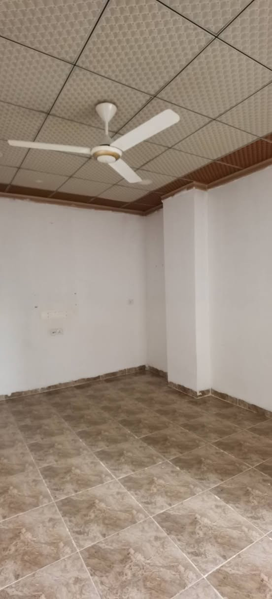 شقة للايجار 150 الف
غرفتين ومطبخ وصحيات
للاستفسار
***********
***********
***********
***********
