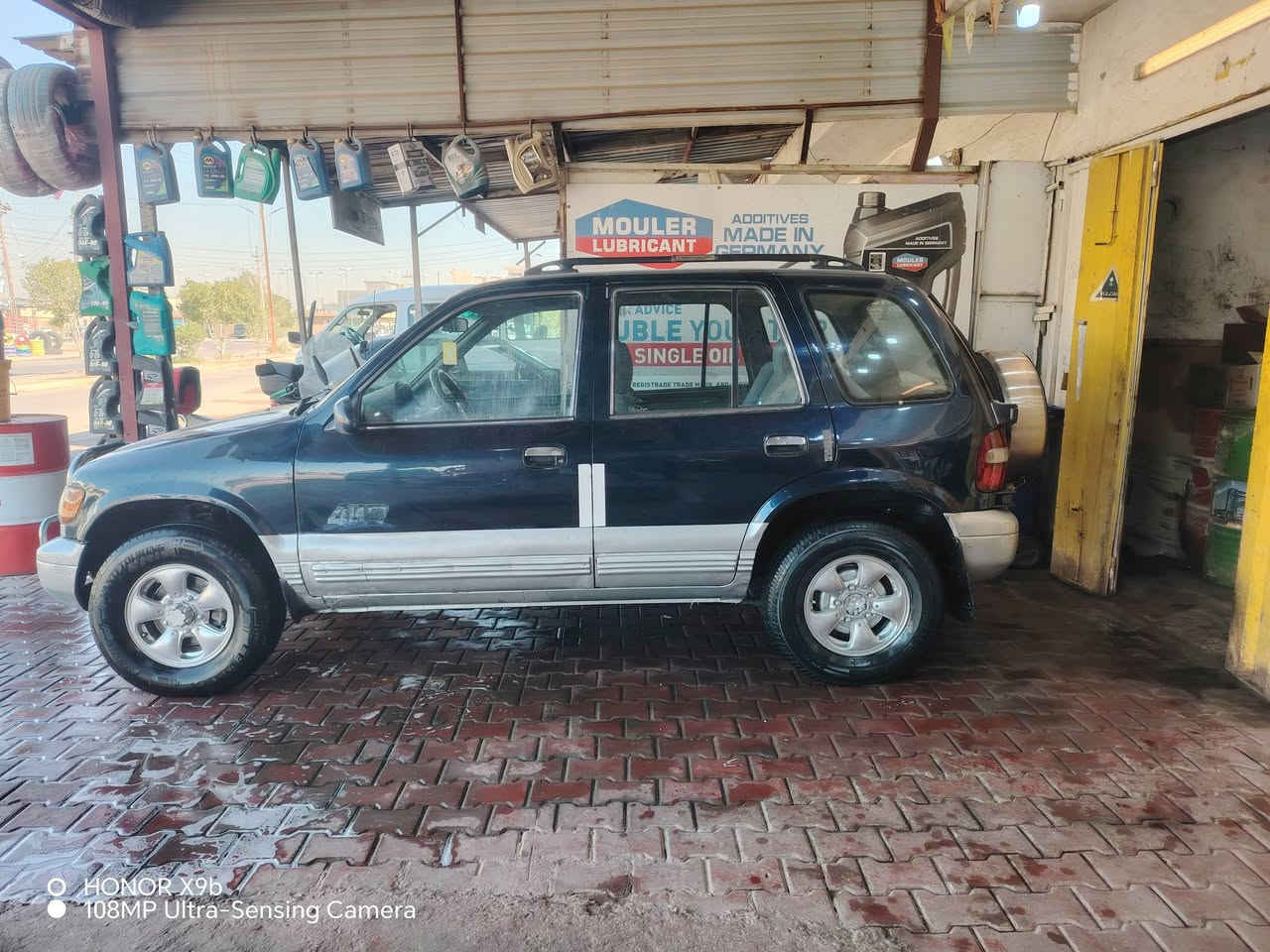 للبيع مكاني بغداد المدائن سبورتج موديل ٩٤ سيارة كلهة على وضع الشركة دتفئة تبريد ثلج  حدادية  جديدة كير جديد تخم تاير جديد كهربائيات فول مصبوغة للجمالية فقط مكينة وكير مالتهة البلادي علمآ المكينة بيهة لاستيك ولف فقط  السعر ٤٥ بيهة مجال الشراي يتصل *********** وحياكم الله
