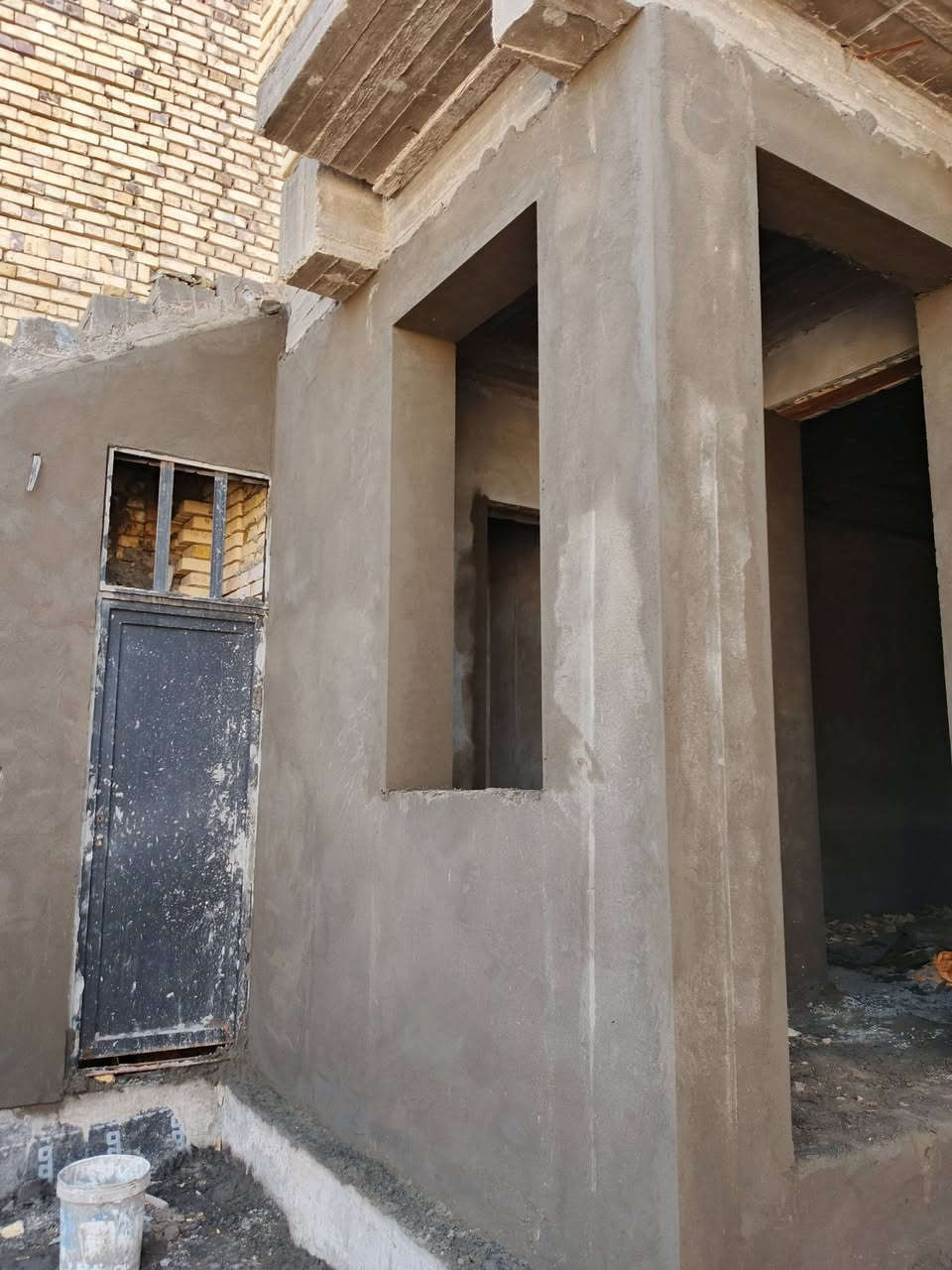 خلفه لبخ متفرغ حاليا جص سمنت تقطيع واجهيات  بورك نثر شغل درجه اولى
مواعيد مضبوطه دقه بلعمل نضافه التزام شغل ع متر قطعي  
ابو علي الباخ ***********
#الناصريه
