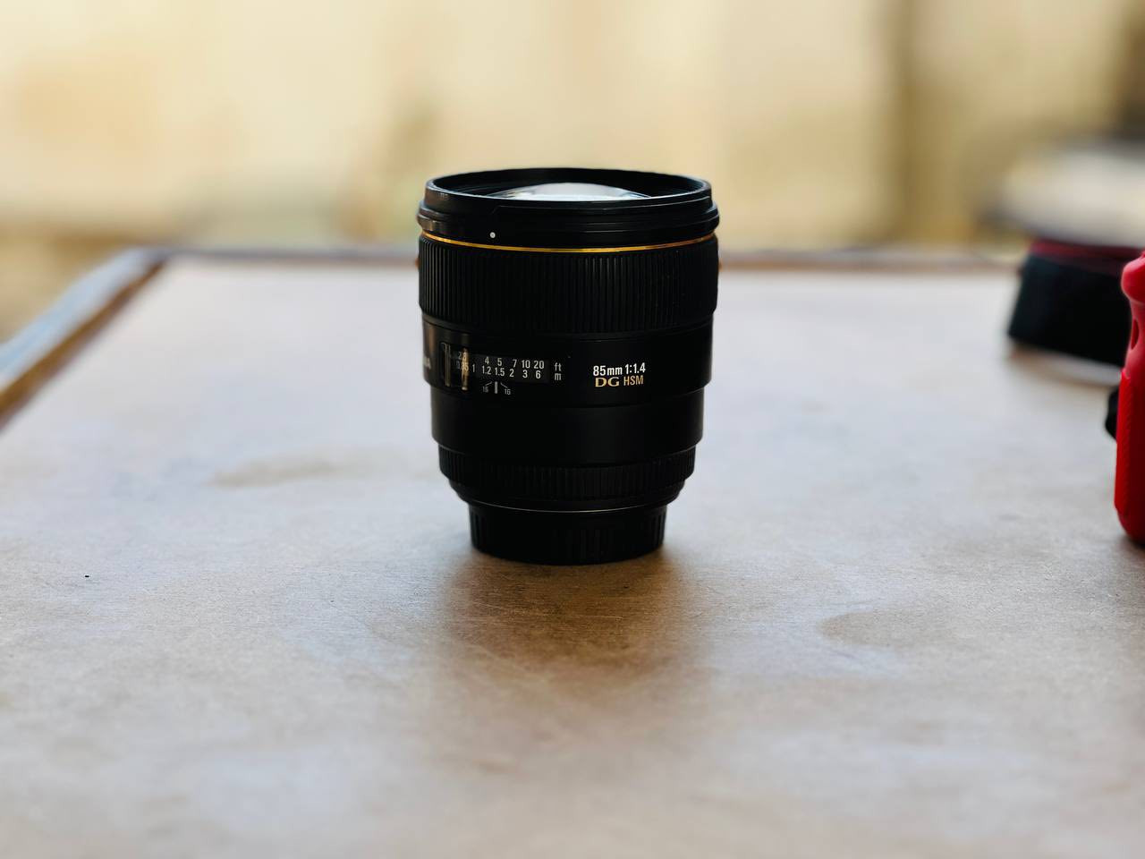 السلام عليكم 
عدسة 85 f4  / للكانون 
للبيع او مراوس 
***********
و الخاص مفتوح ❤️
