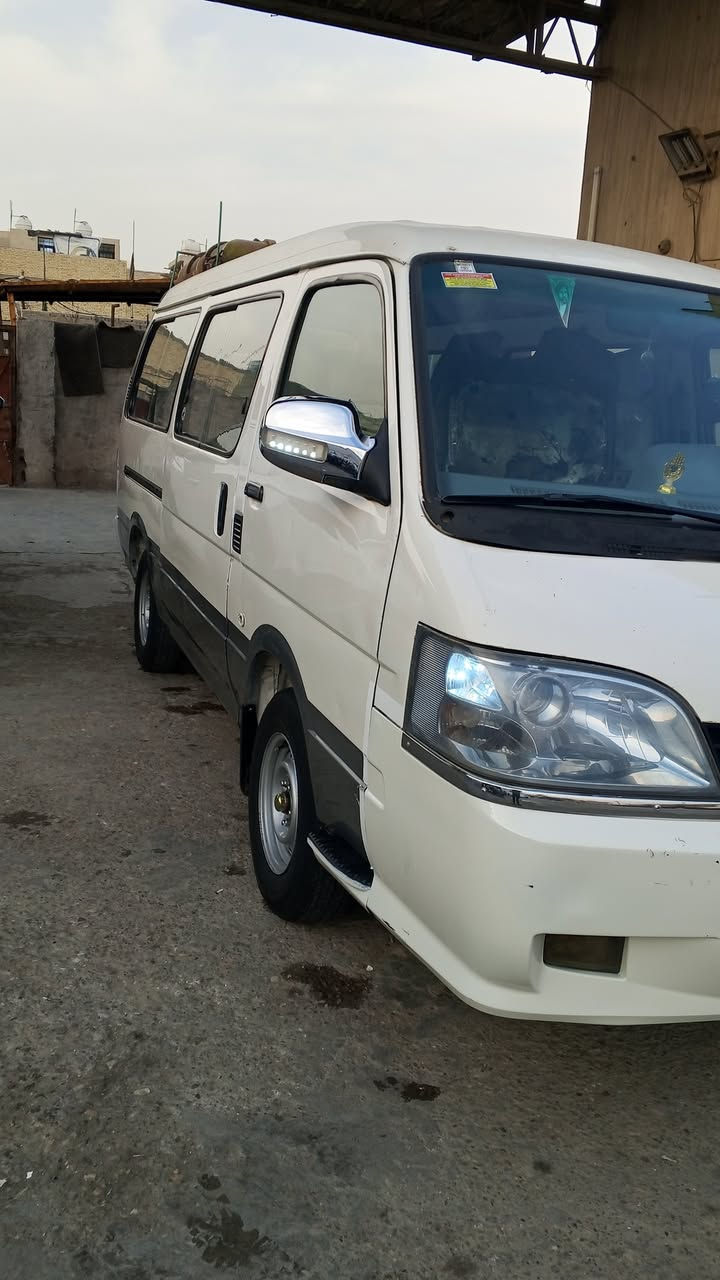 سلام عليكم كيا يوتاميم فتون موديل 2007 سياره نضيفه ميكانيك سياره كله جديد مكينه كير اكسن صدر جديد سياره دوشمه جديده كلابي بيه مال سفانه كلاثه جدد سياره نضيفه مكان سياره بغداد شعب ***********
