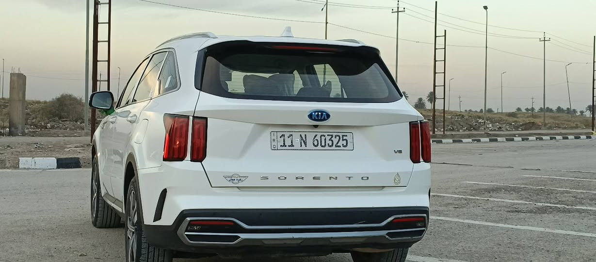 سيرنتو خليجي موديل ٢٠٢١ فول مواصفات واحد عله واحد ماعدى البنرامه ٦سلندر بصمه كراسي كهرباء جنطه كهرباء شاشه كامره تخم تاير ٧راكب تبريد ٣قطع ثلج❄ السياره واكعه عليه قمريه أو معمره فقط القماره مصبوغة عام السعر ١٩٨ بيه مجال للطيبين العنوان بابل الرقم ***********
