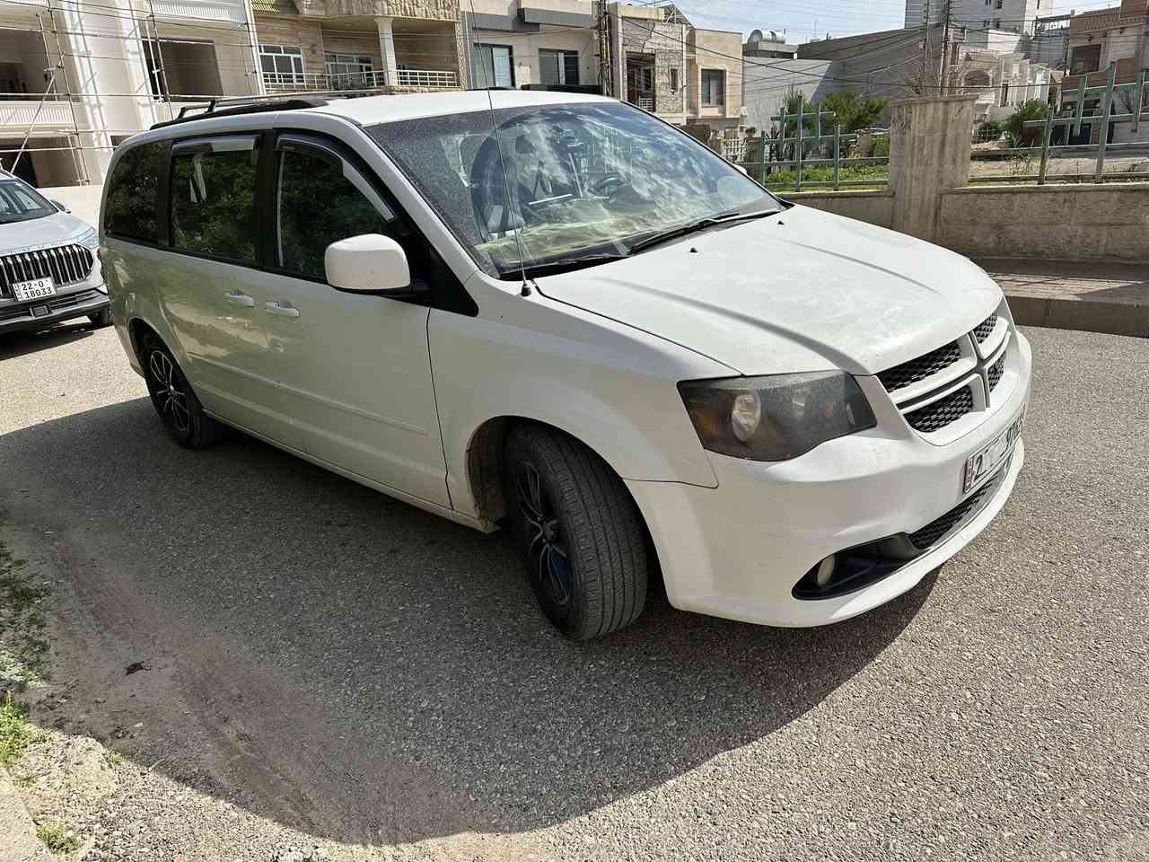 دوج كرفان 2017
فول مواصفات جيتيي
سه ياره فحس هزه سنوي نوييه
كير مكينه كاره بايات به شه رت
سه ياره فقط (1) پارچه صبوغه
سعري(175) مجال كه م
شوين هه ولير شه قلاوه
***********
