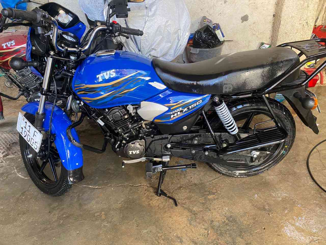 السلام عليكم دراجه تي في اس زيرو ٢٣ مرقم بغداد  ماشيه ١٠٠٠ وتجي وتشوف بعينك بعدهي ع سحك وبالعافيه ع ياخذهه جديده بمعنى الكلمه التفاصيل والسعر الاتصال بالرقم*********** مكلف بلنشر
