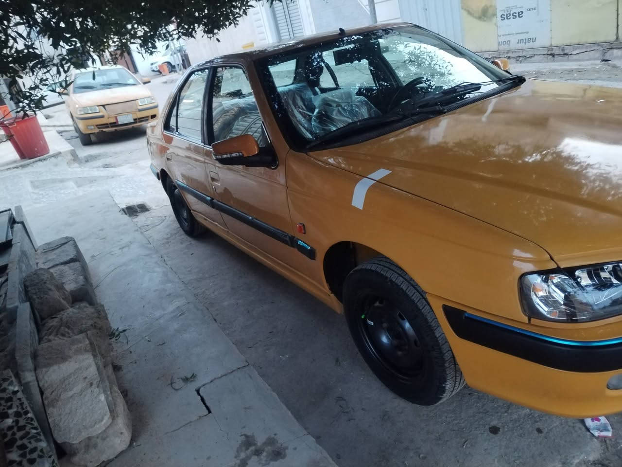 بارس ١٥ سنويه ٢٨ مصفره مكفوله من الضربه والتبديل مكينه وكير كفاله حداده كفاله تبريد تدفئة كهربائيات كلهه شغاله مناقصهه شي شاشه كامره ومنضومه زنون كلشي كاتب لدكلي شبيهه مابيهه كلشي كاتب *********** ميسان السعر ٤٥ وبيهه مجال قليل
