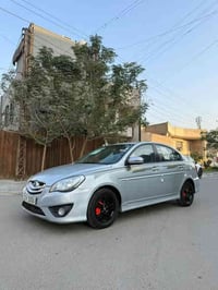 البيع فقط اكسنت الرياضي فول موديل 2011محرك 1600كير اوتماتيك بيها 2قطع ...