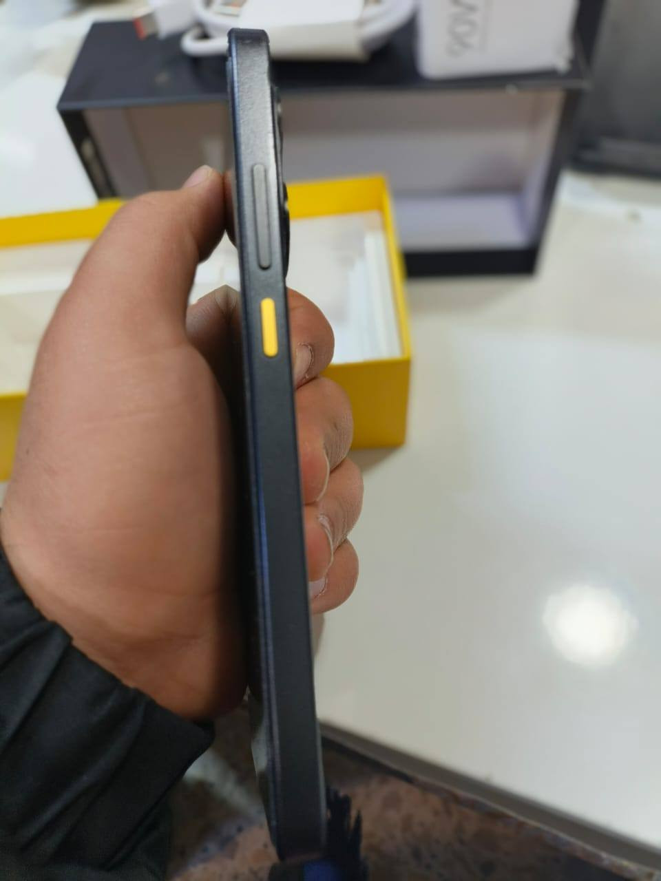 سلام عليكم للبيع او مراوس F7ونطي فرق جهاز بوكو اكس 7برو
ذاكره 256+8جهاز نضيف السعر 375رقم ***********
