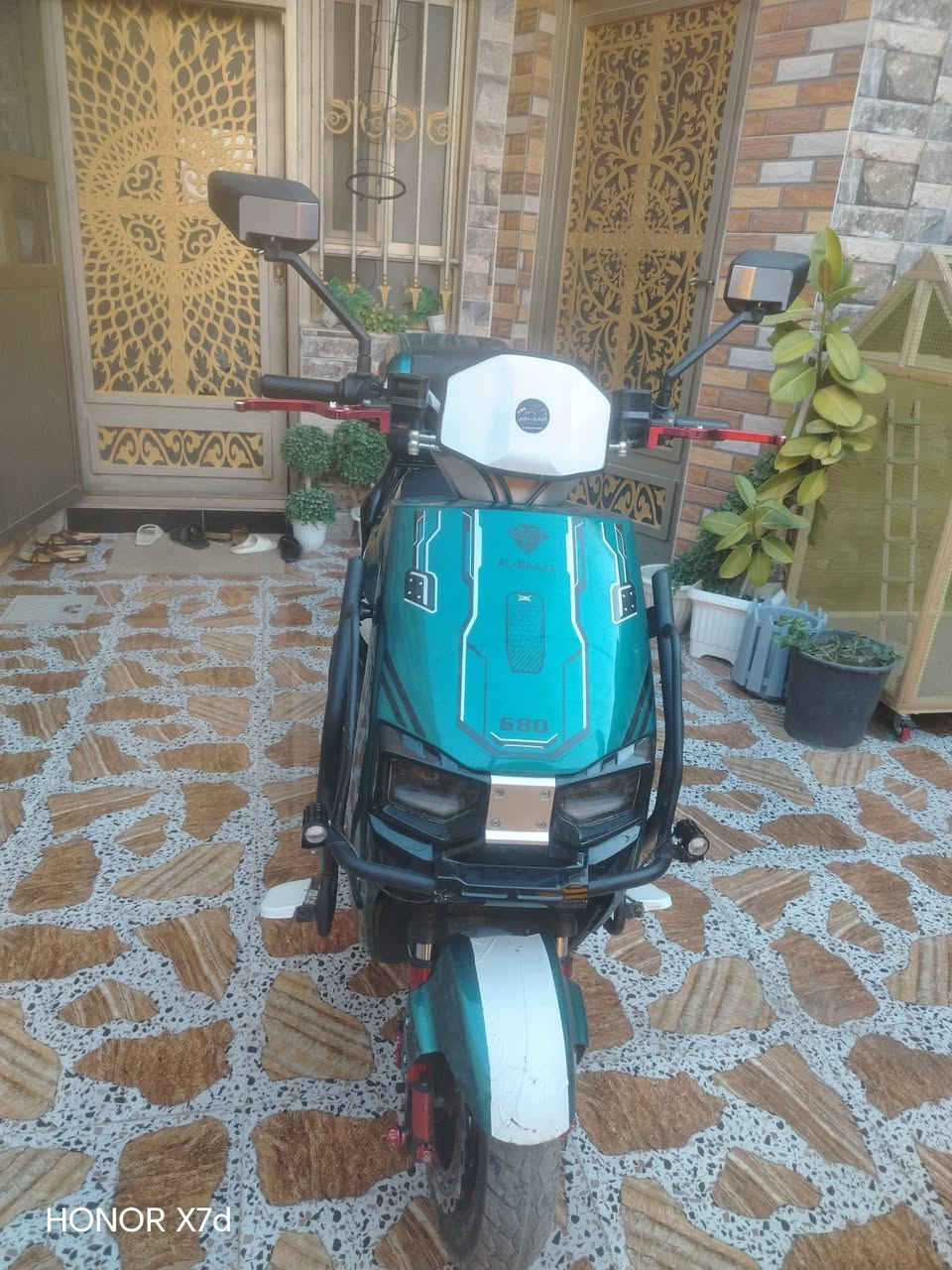 سلام عليكم 
ماطور شحن للبيع
بطارية جديدة سعر 650 وبي مجال نضافة فوال وعل فحص 

مكان الأنبار هيت
الاتصال على الرقم ***********

