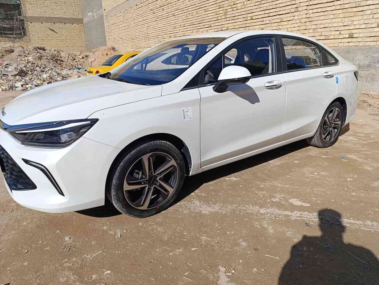 السلام عليكم
للبيع بايك u5 موديل 2025 مكفولة ماشية فقط  3900 ... 
فتحه بصمه رادار كاميرات
 السعر 142 
للتواصل ***********
