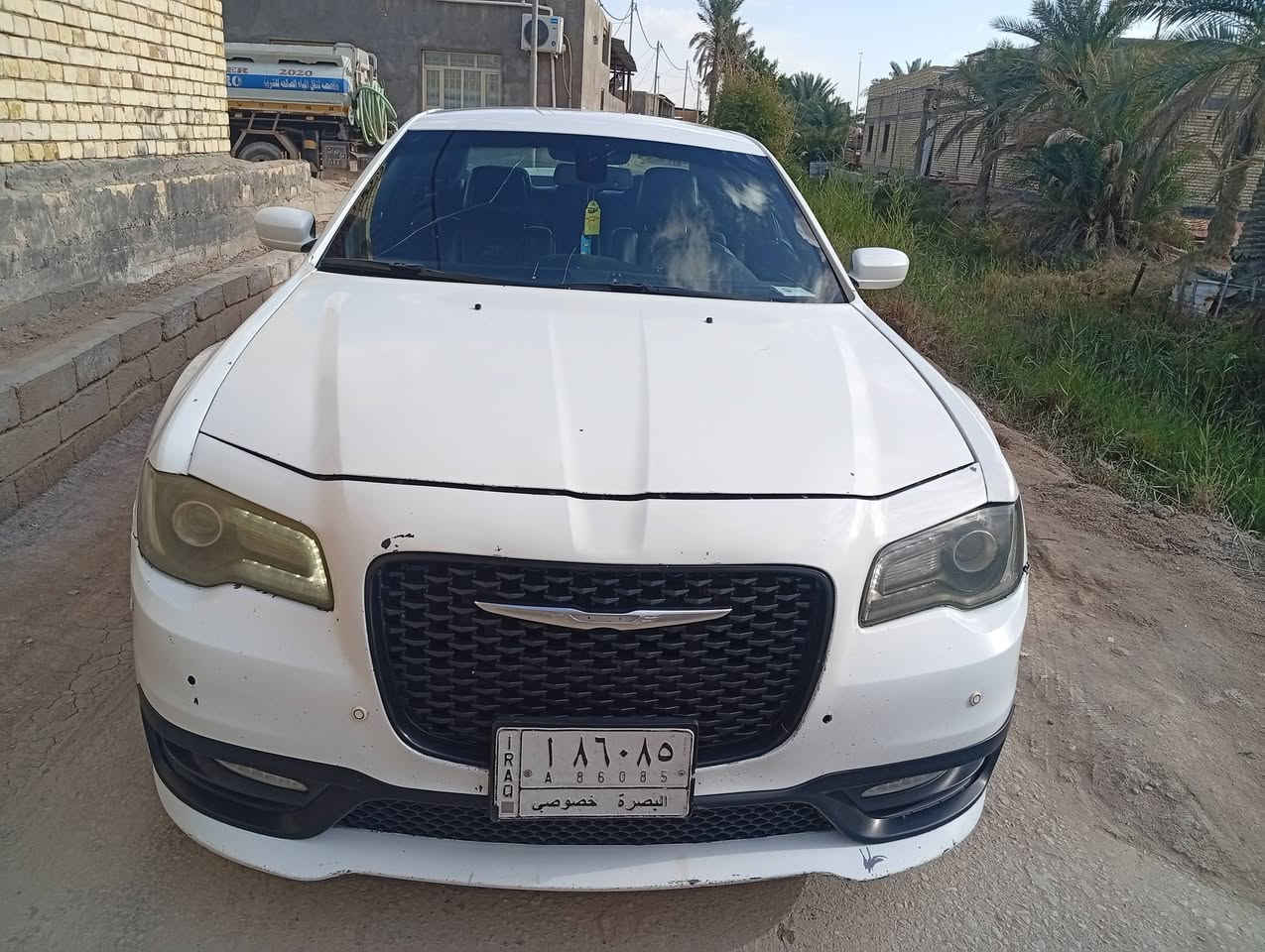 للبيع وباماs300 ابيع بجم الجاملغات مفتوحه بس البنيدصبغ والجاملغ الخلفي جهة السائق بي باردالسعر٢٠٥$ وبيه مجال    العنوان البصره   قظاءالمدينه   ***********
