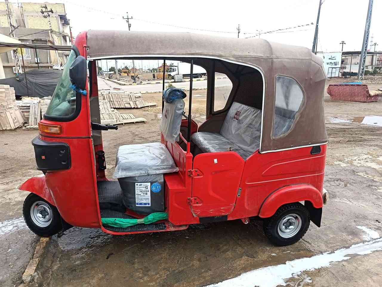 سلام عليكم تكتك للبيع مكفوله كافاله عامه 23 ***********
