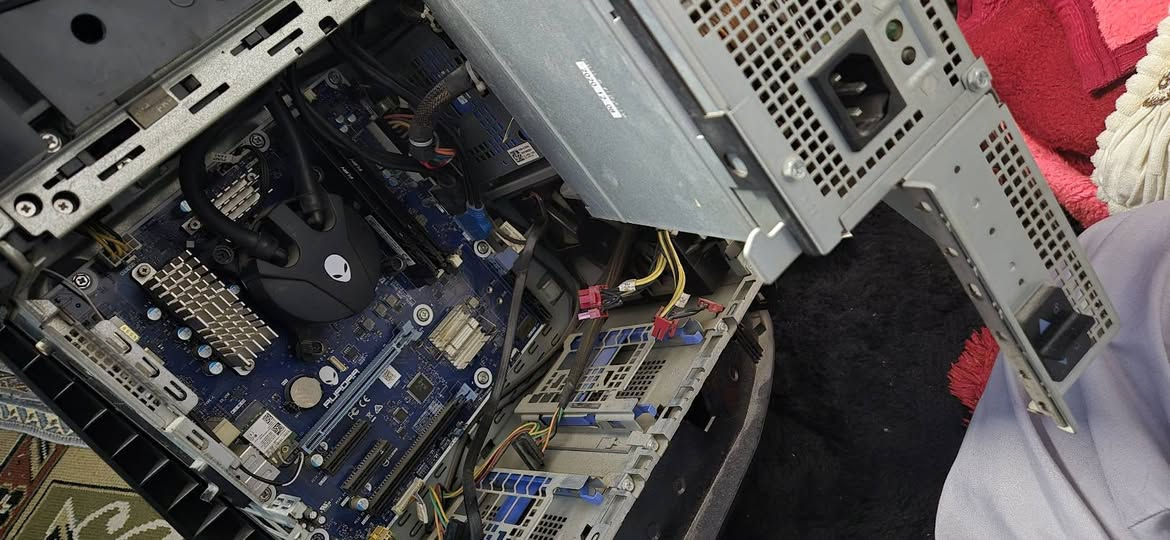 حاسبة كيمينك Aline ware
بدون كرت شاشة

Cpu rayzen 5 5600

مبرد مائي راديتر

كامل 

اعطوني بي سعر بما يرضي الله


**إذا كنت صاحب هذا الإعلان وتريد حذفه لأي سبب، رجاءا أرسل رسالة إلى الدعم الفني**