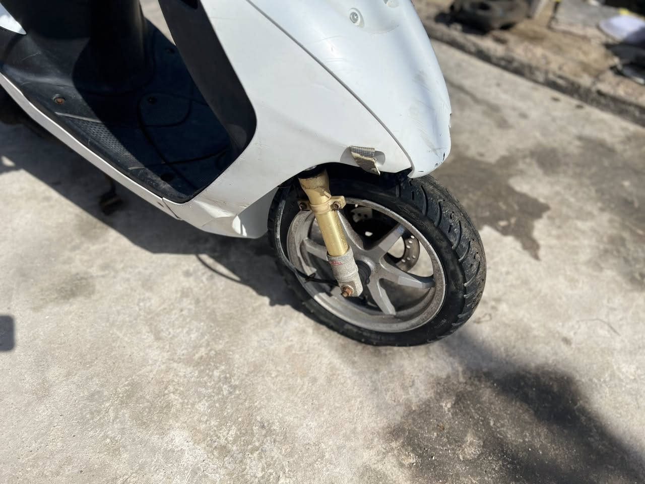 سلام عليكم دراجة جبلية مكينتها حلوة جديدة مكينة ما مفتوحة دراجة دقت هدر كهربائيات كلها بسوس باتري مكاني بصره السعر
***********@150
