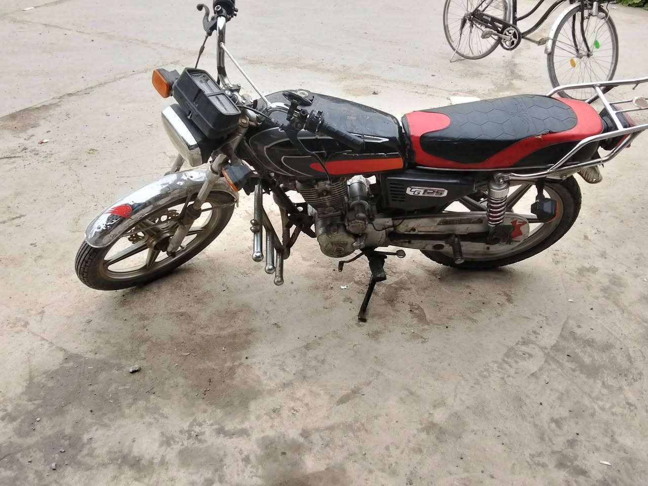 دراجة سيفان للبيع ***********
