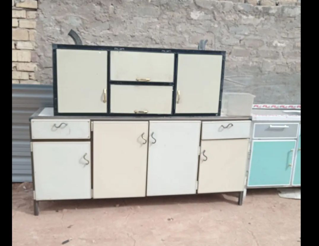 سنكي 50 كاونتر 100 العنوان شاميه قرب مصرف الرشيد مصطفى الكرعاوي يوجد توصيل ***********
