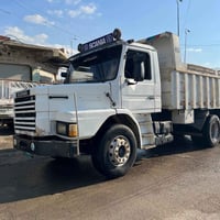 شاحنة • للبيع