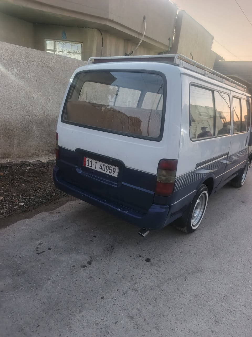 سلام عليكم جنبي شرطيه موديل ١٥ كفاله عامه دوشمه جديده تخم تاير سيبايه تزريف سنويه جديده بسمي تحويل مباشر ميكانيك مكفول سياره جاهزه السعر ٦٥ وبيها مجال مكاني بغداد حسينية لمعامل مكلف بلنشر ***********
